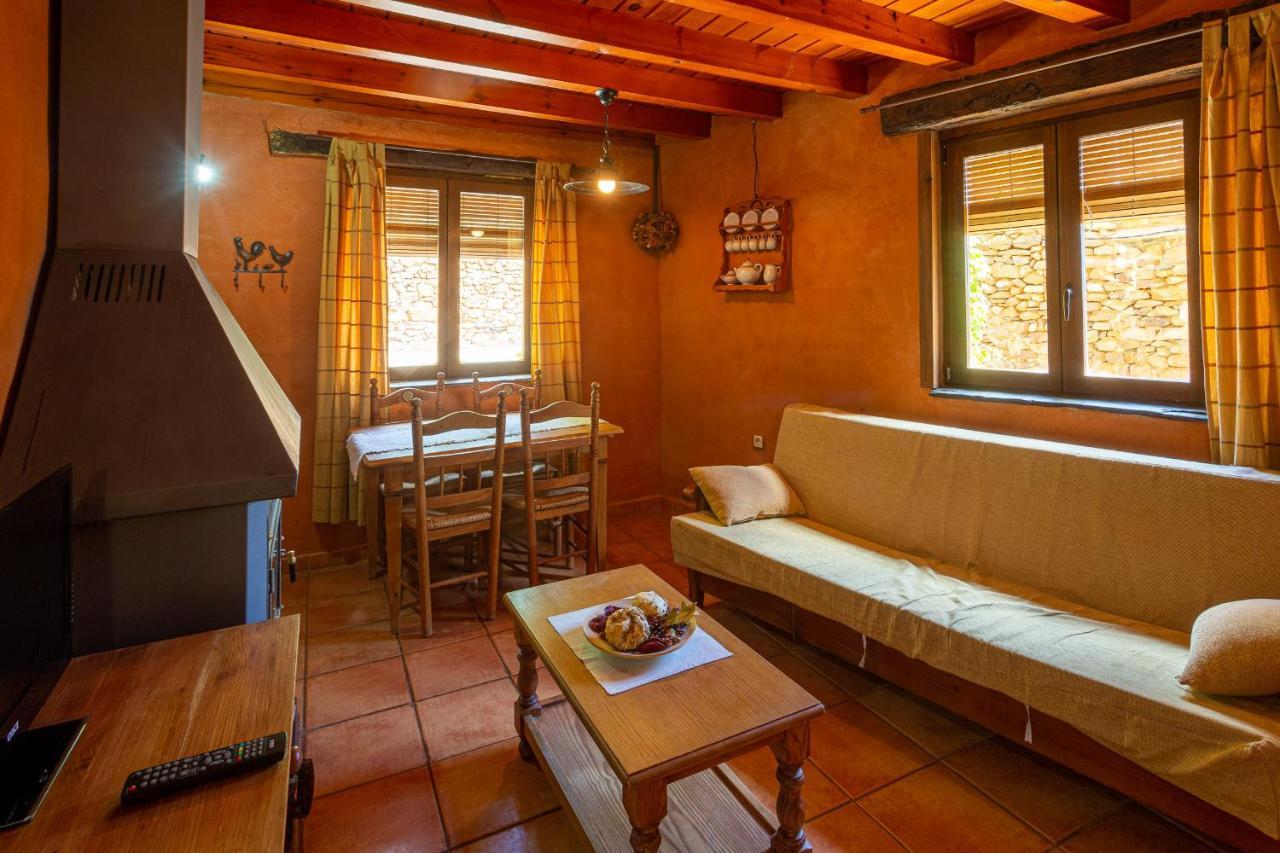 Apartamentos Turisticos La Alqueria De Valverde Valverde De Los Arroyos Eksteriør bilde
